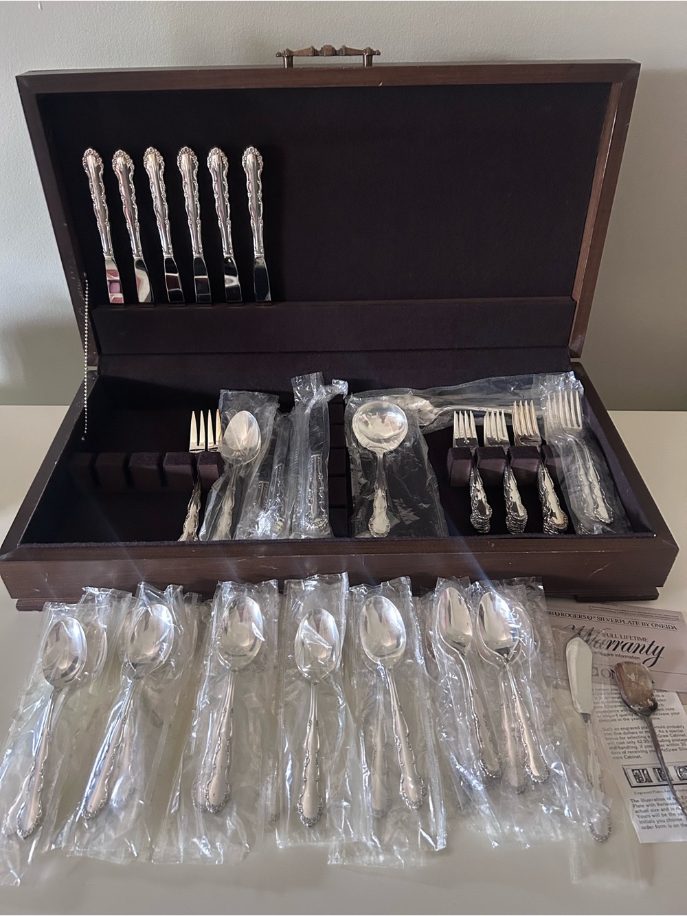 Vintage Oneida 1881 Rogers Baroque Rose Flatware Service for 16 Plus Serving Hos